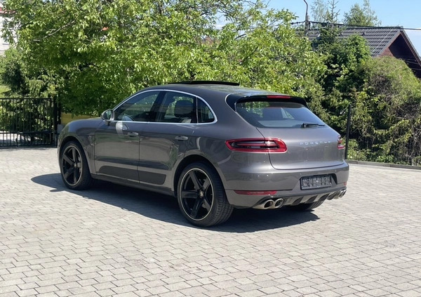 Porsche Macan cena 129800 przebieg: 150000, rok produkcji 2014 z Biała małe 704